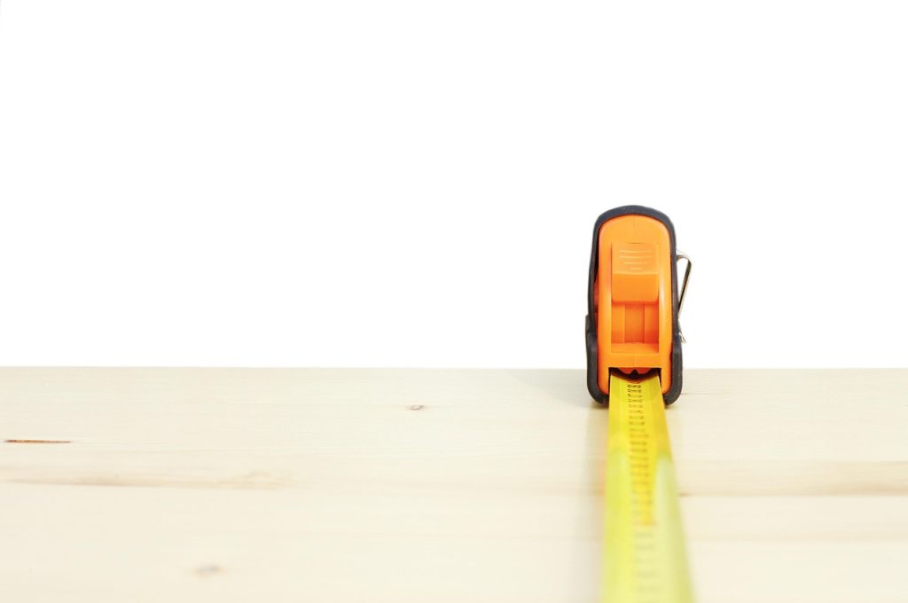 Roll tape measure, tape measure, measure up — Things to know about the driveway for your home
